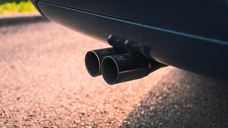 Illustration for article titled This Is What It's Like To Drive A Mercedes S600 With An F1 Exhaust